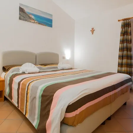 Sul Borgo Daire Finale Ligure
